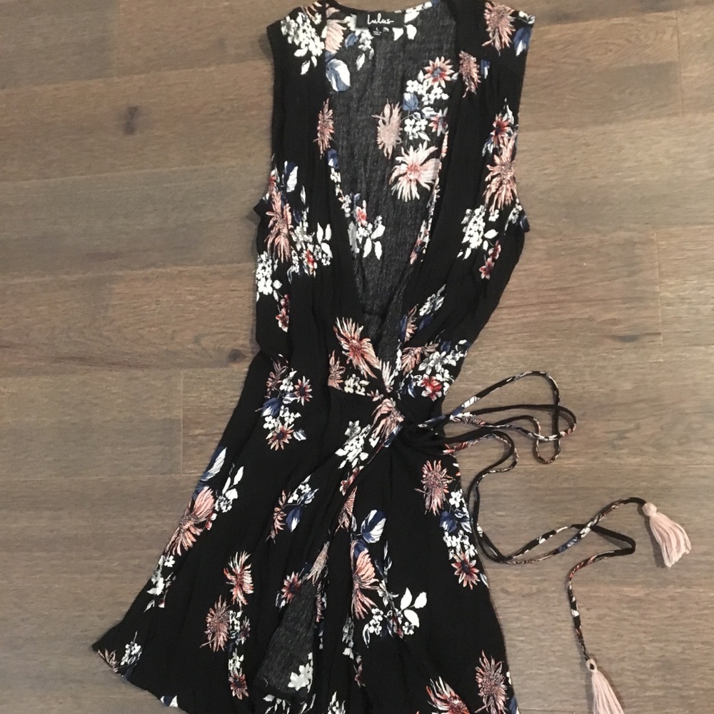 Lulus sleeveless tie cover up!